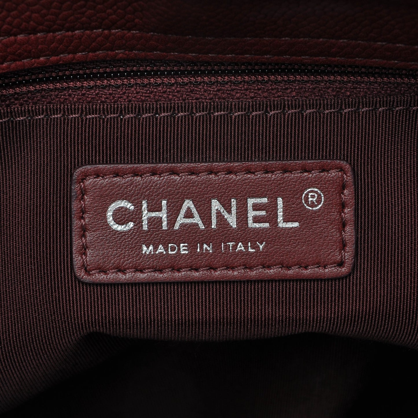 Caviar Quilted Medium Rock In Rome Tote Dark Red