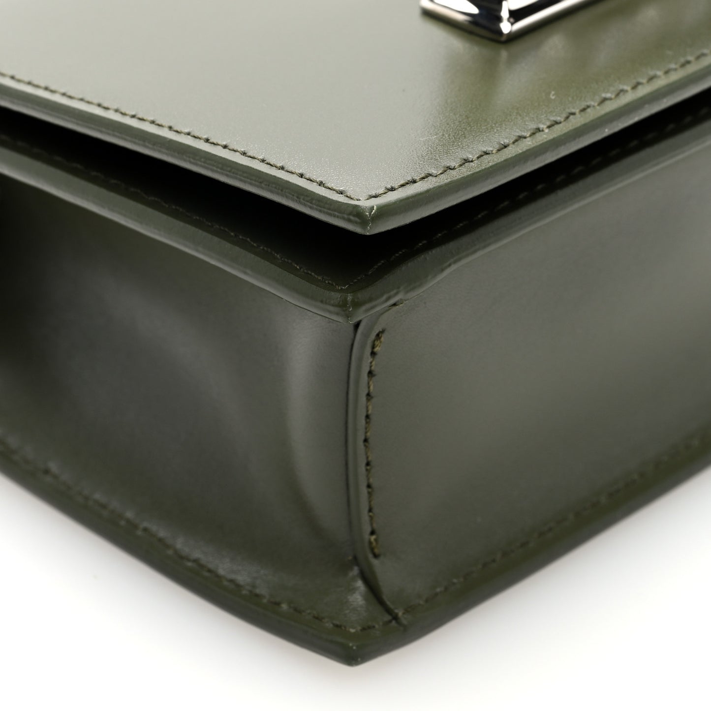Calfskin Knuckle Crossbody Green