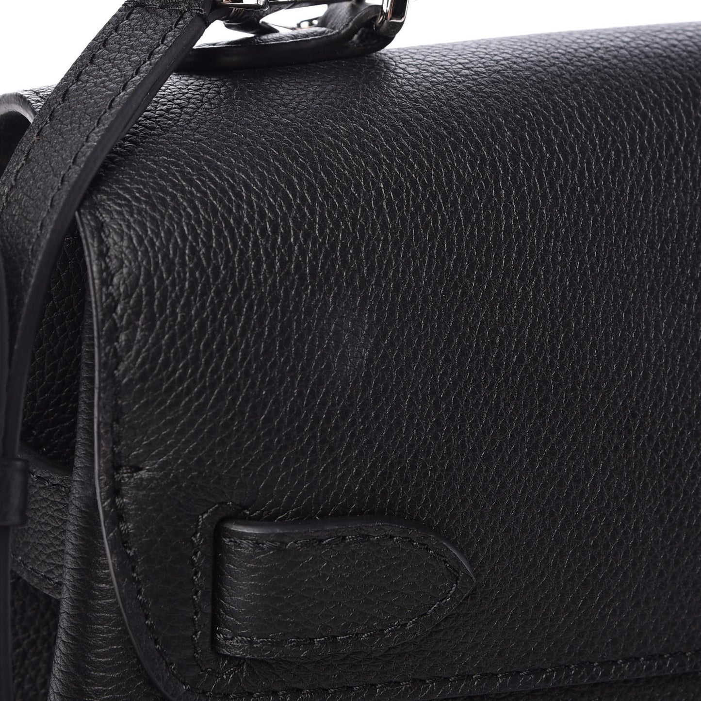 Soft Calfskin Lockme Ever Black