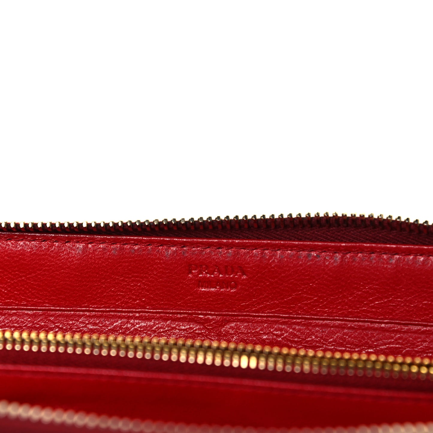 Vitello Daino Metal Zip Around Wallet Rosso