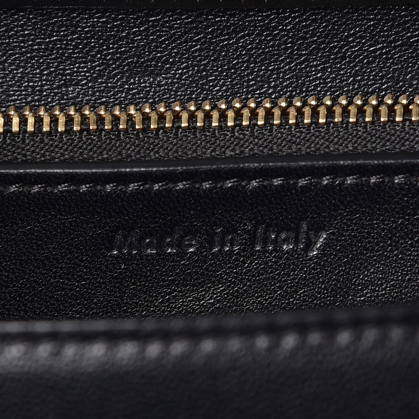 Box Calfskin Medium Classic Box Flap Bag Black