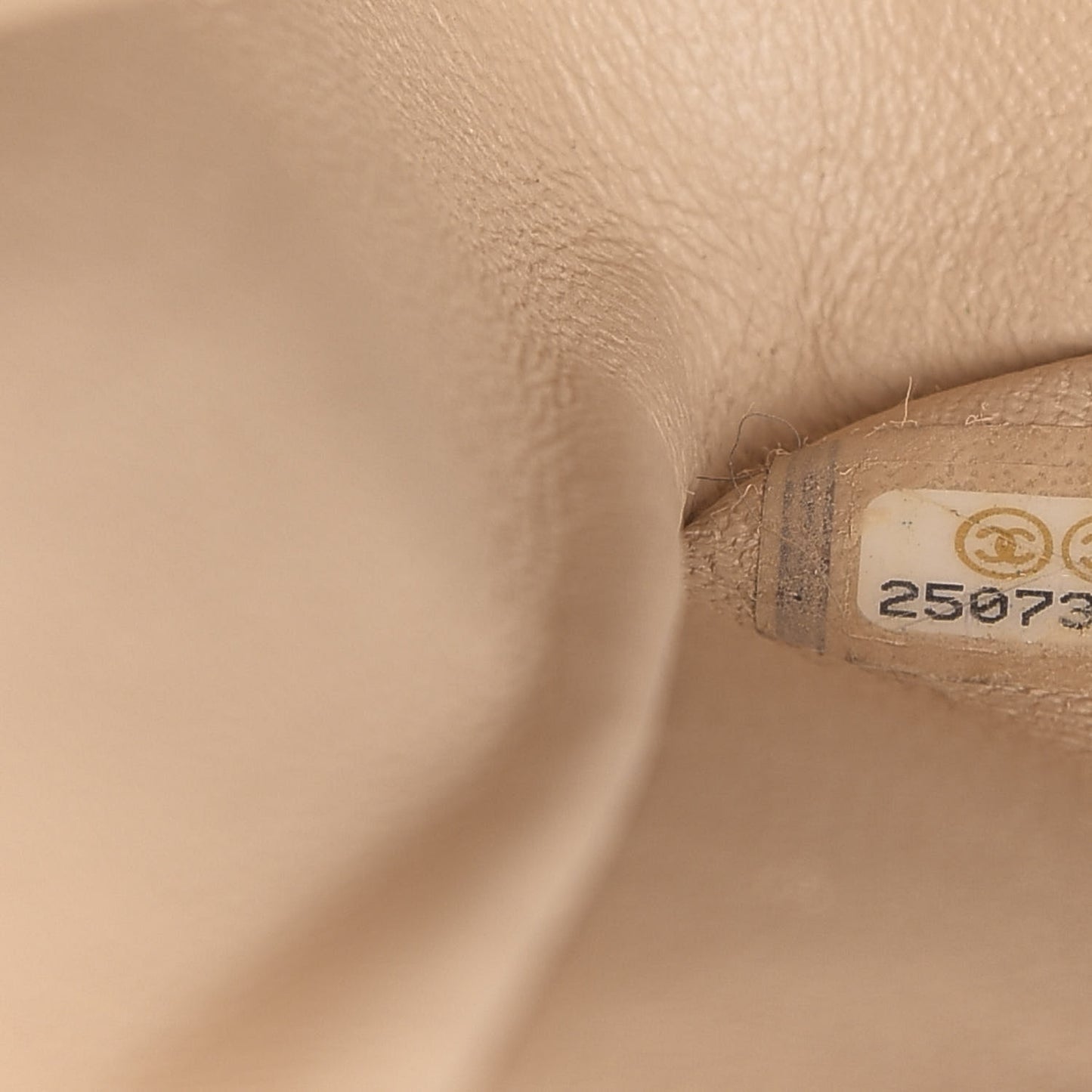 Caviar Quilted Medium Double Flap Beige