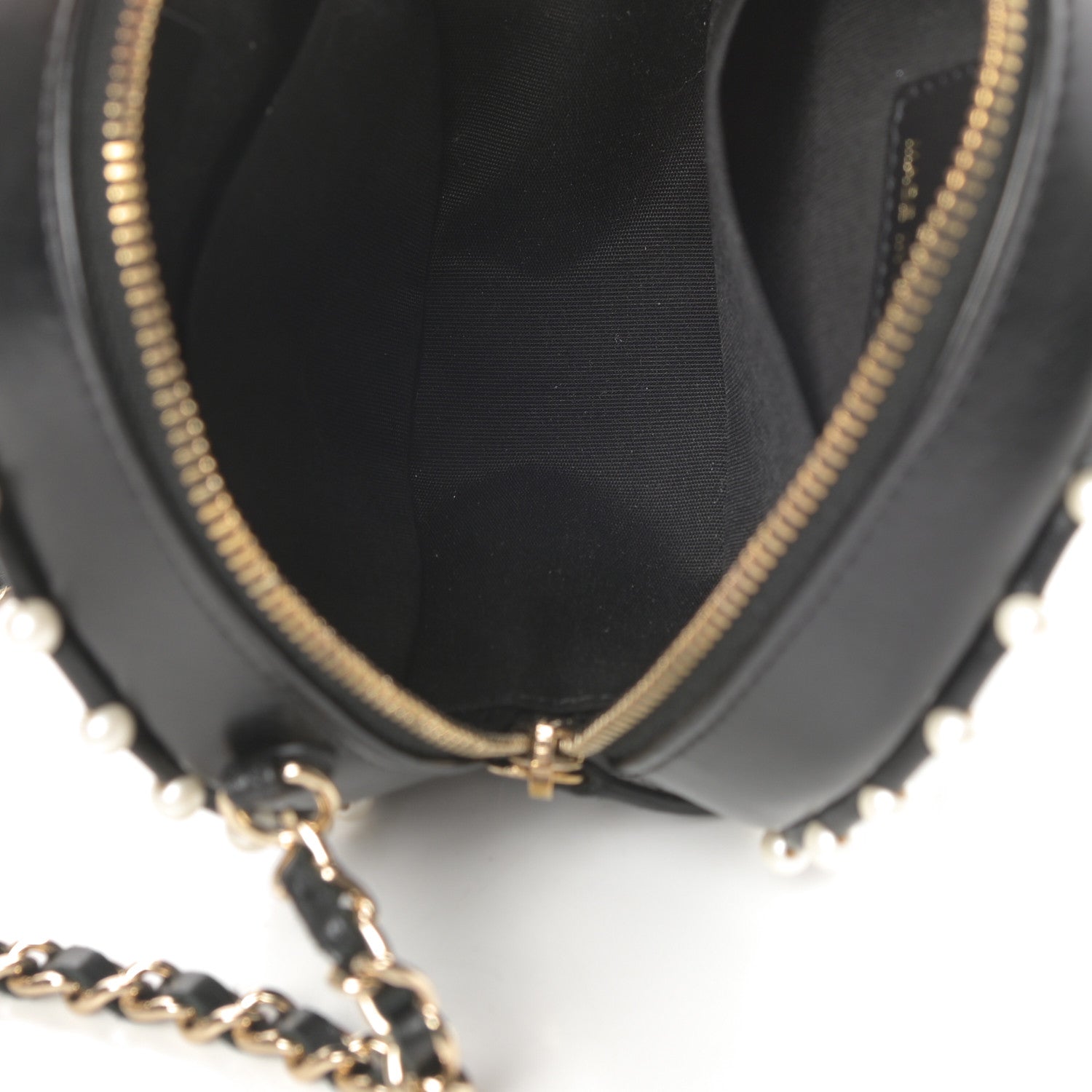 Chanel Calfskin Quilted Pearl Round Clutch With Chain Black 4 of 10