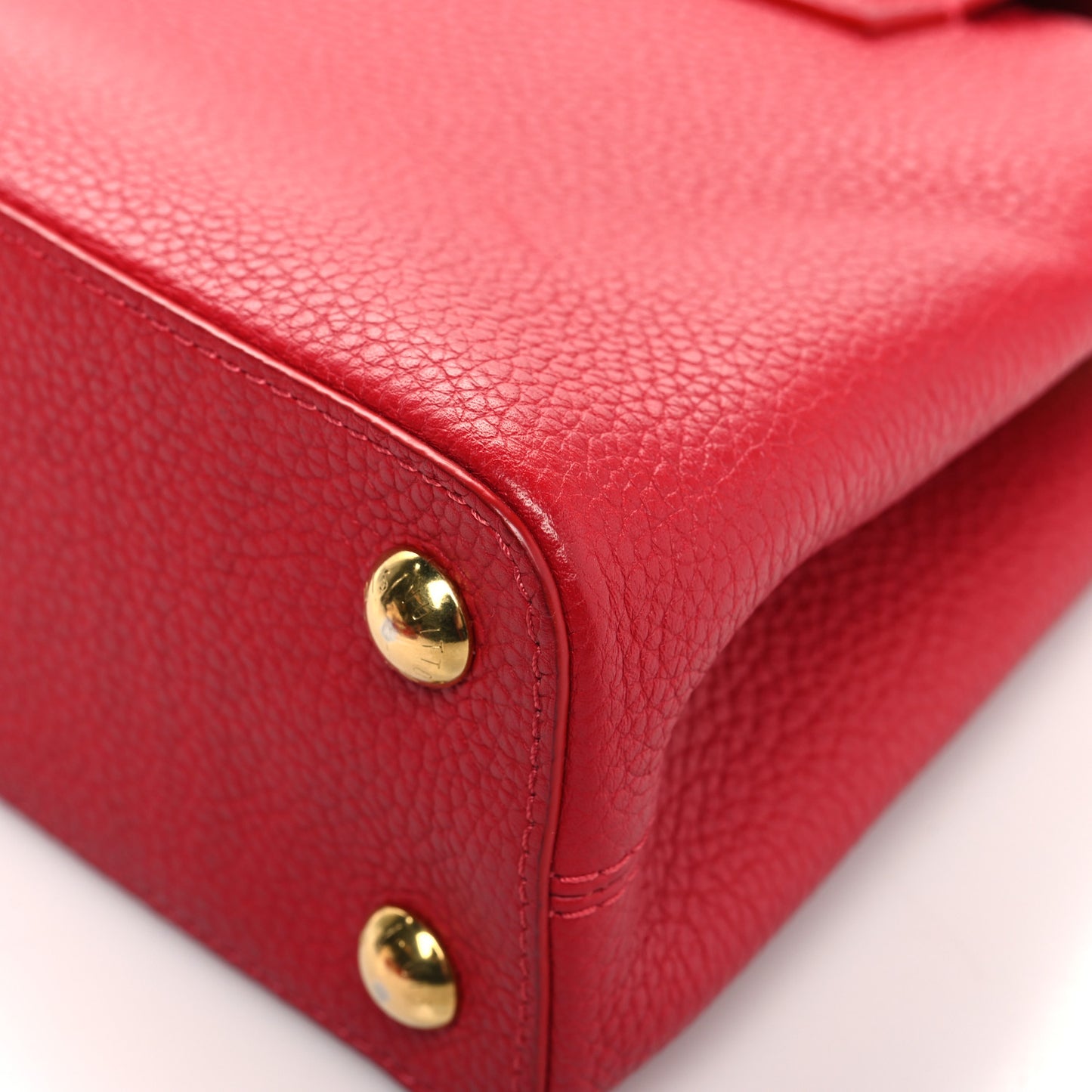 Taurillon Capucines BB Scarlet Red