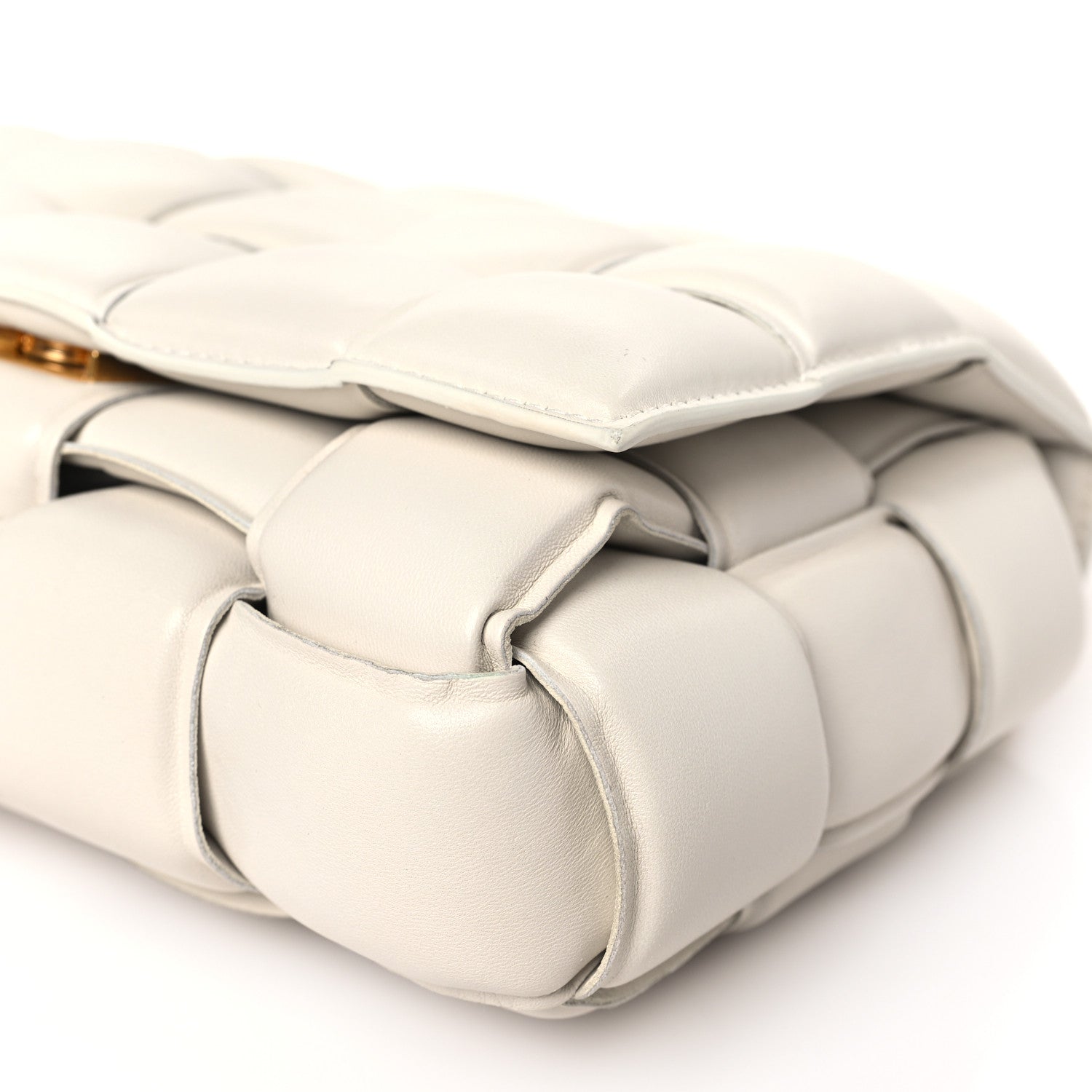 Bottega Veneta Lambskin Maxi Intreccio Padded Chain Cassette Crossbody Bag White 8 of 8