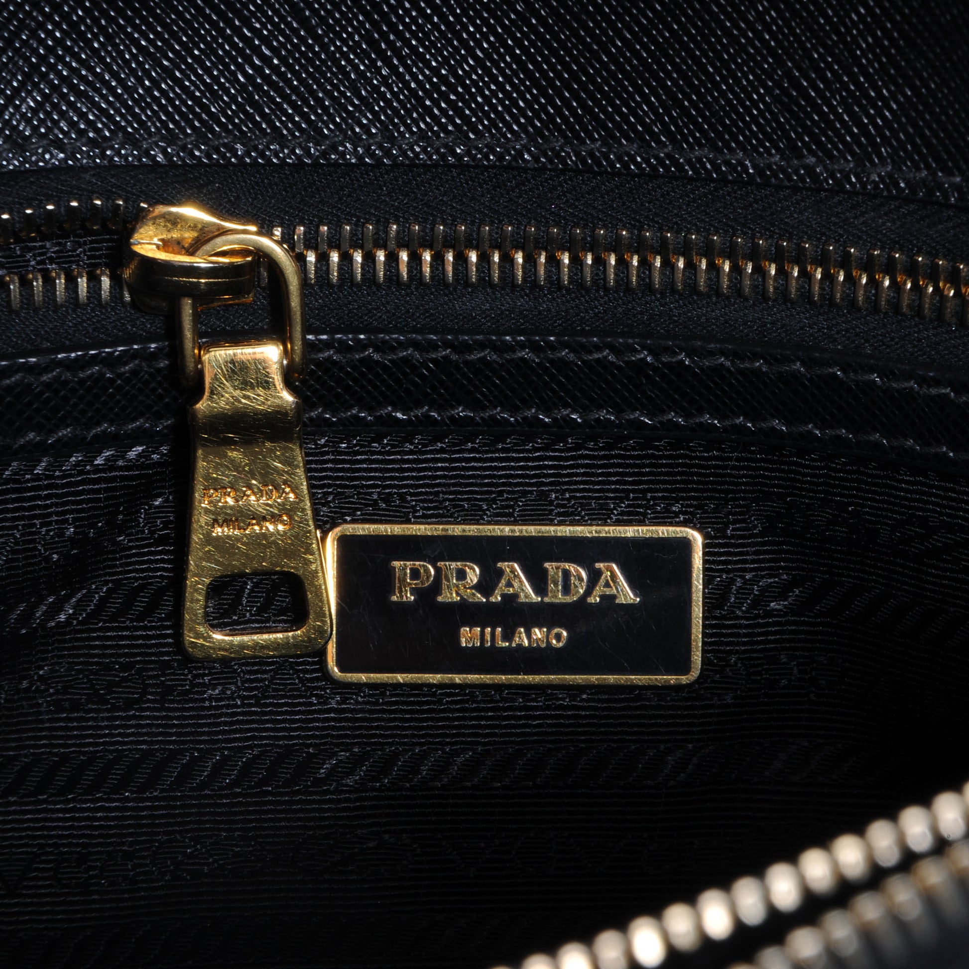 Prada Saffiano Lux Zip Tote Nero Black 6 of 10