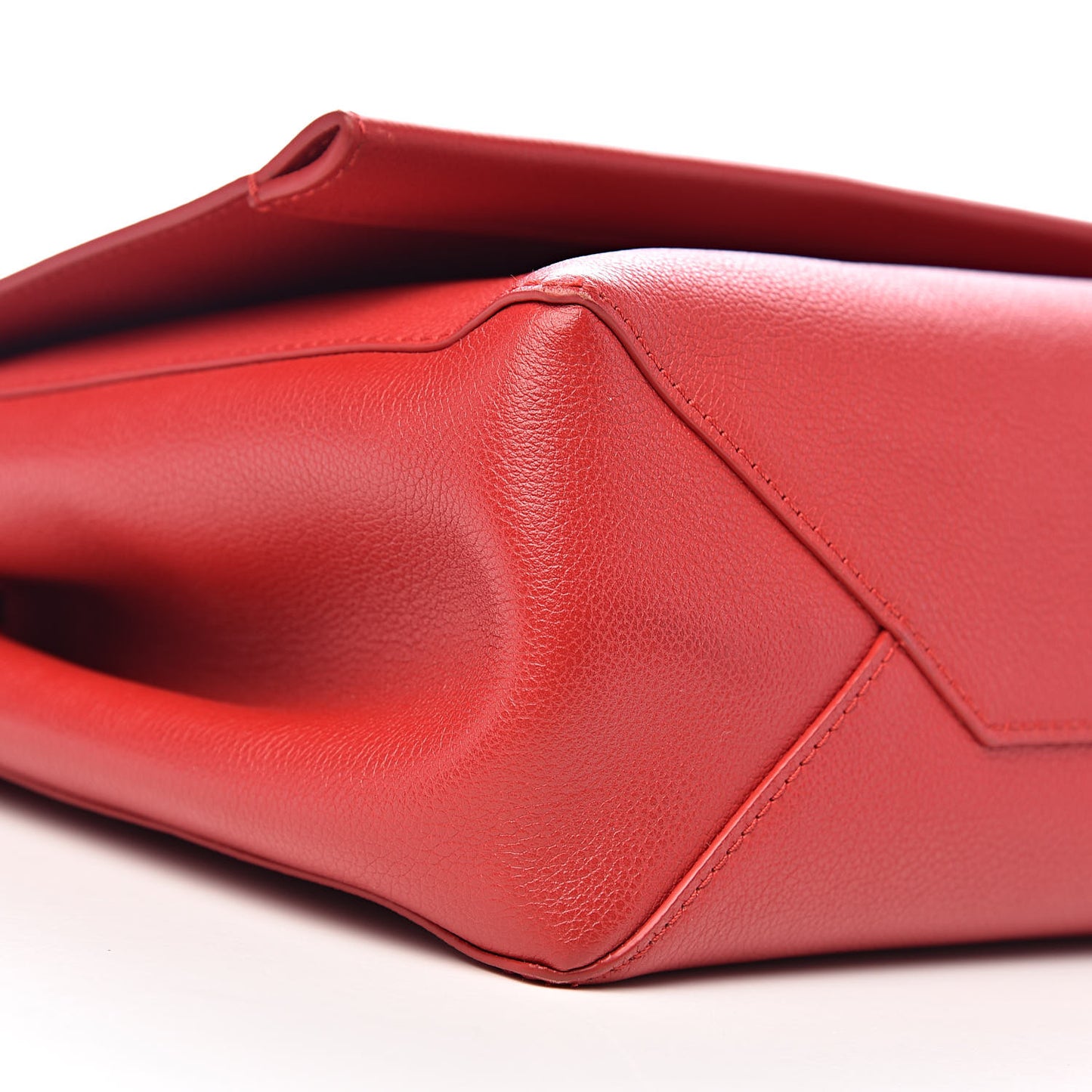 Soft Calfskin Lockme II Top Handle Rubis