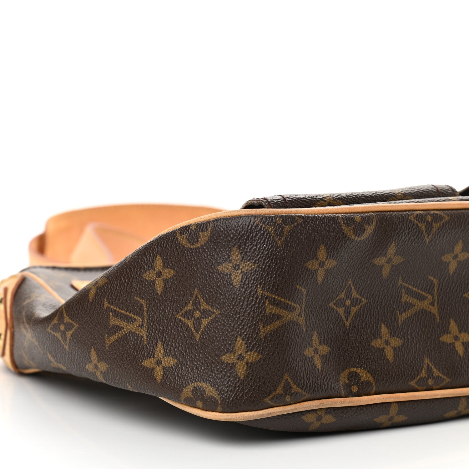 Louis Vuitton Monogram Hudson GM 8 of 12