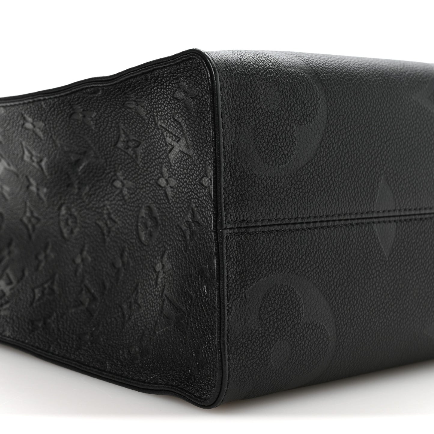 Empreinte Monogram Giant Onthego MM Black