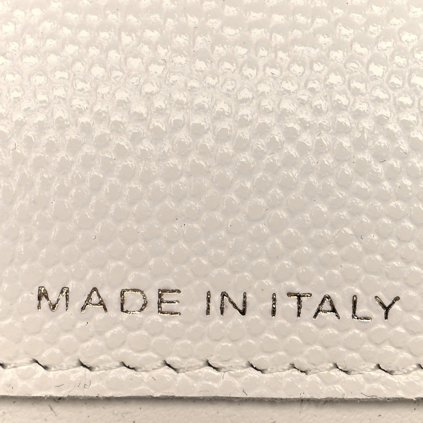 Caviar Quilted Airpods Pro Case White