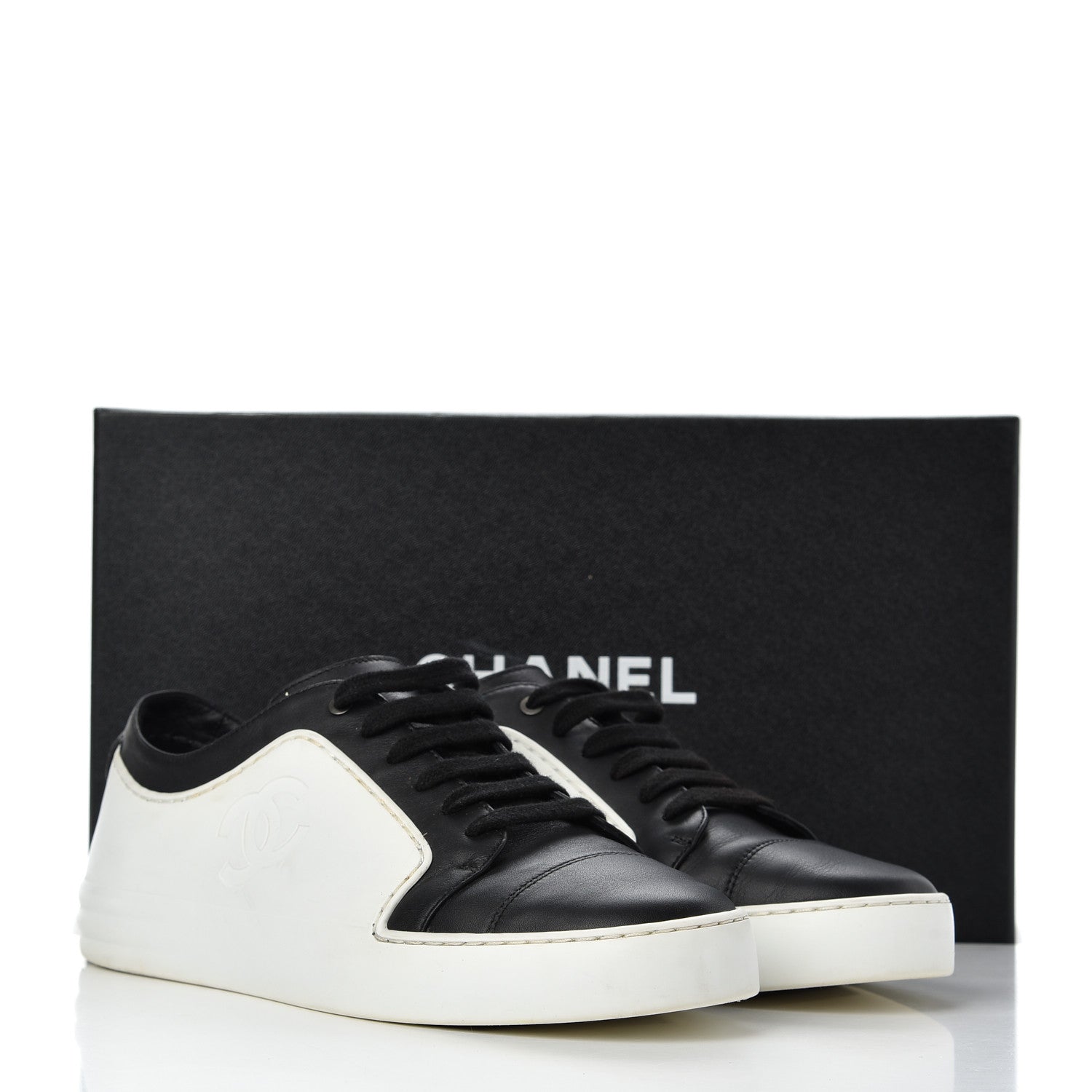 Chanel Calfskin Womens CC Sneakers 40 Black White 22 of 22
