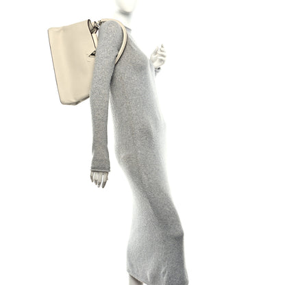 Louis Vuitton Taurillon Capucines MM Blanc Casse 2 of 9