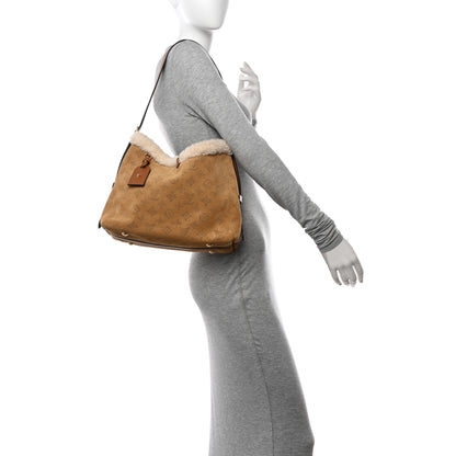 Louis Vuitton Suede Mahina CarryAll PM Beige 2 of 10