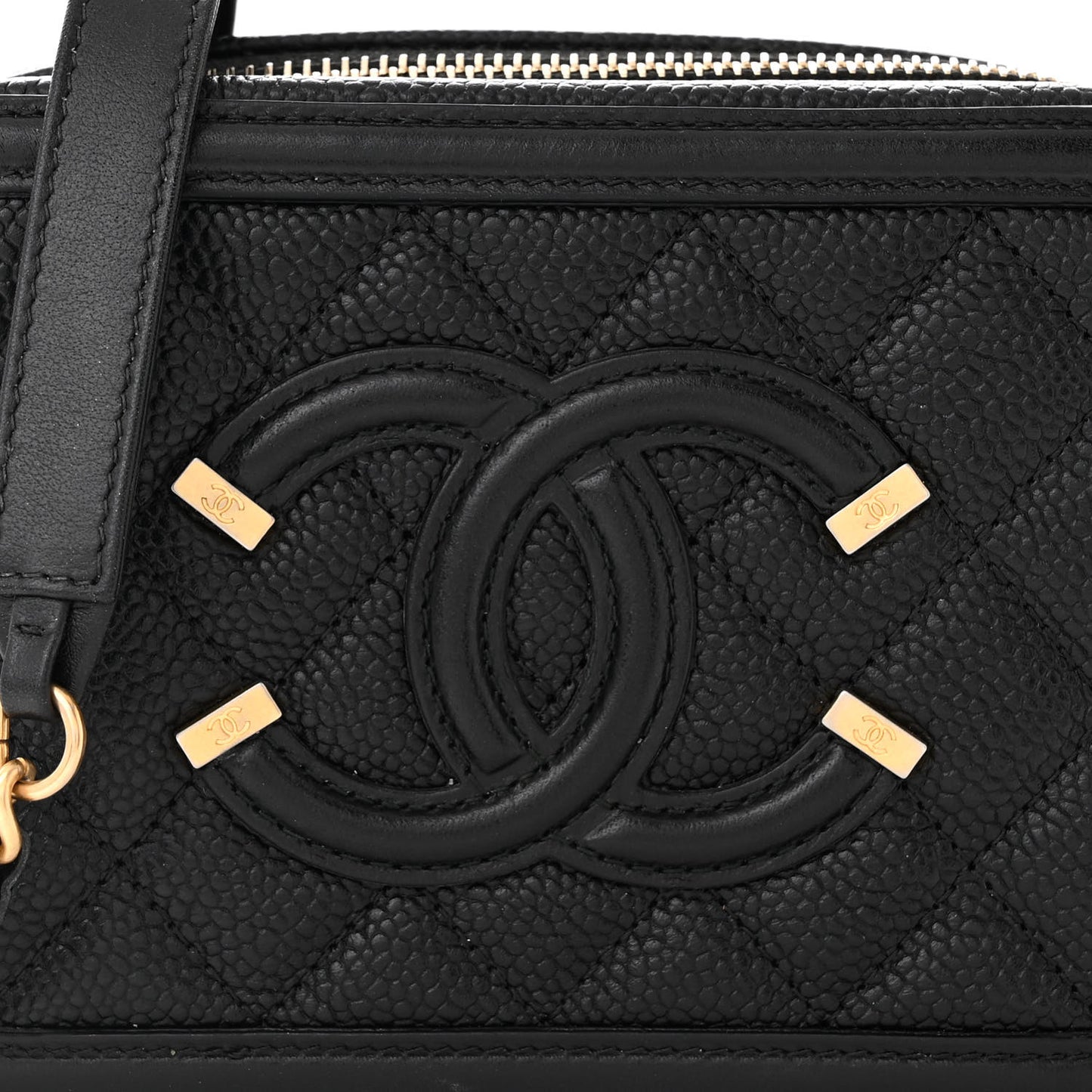 Caviar Quilted CC Filigree Vanity Clutch With Chain Black