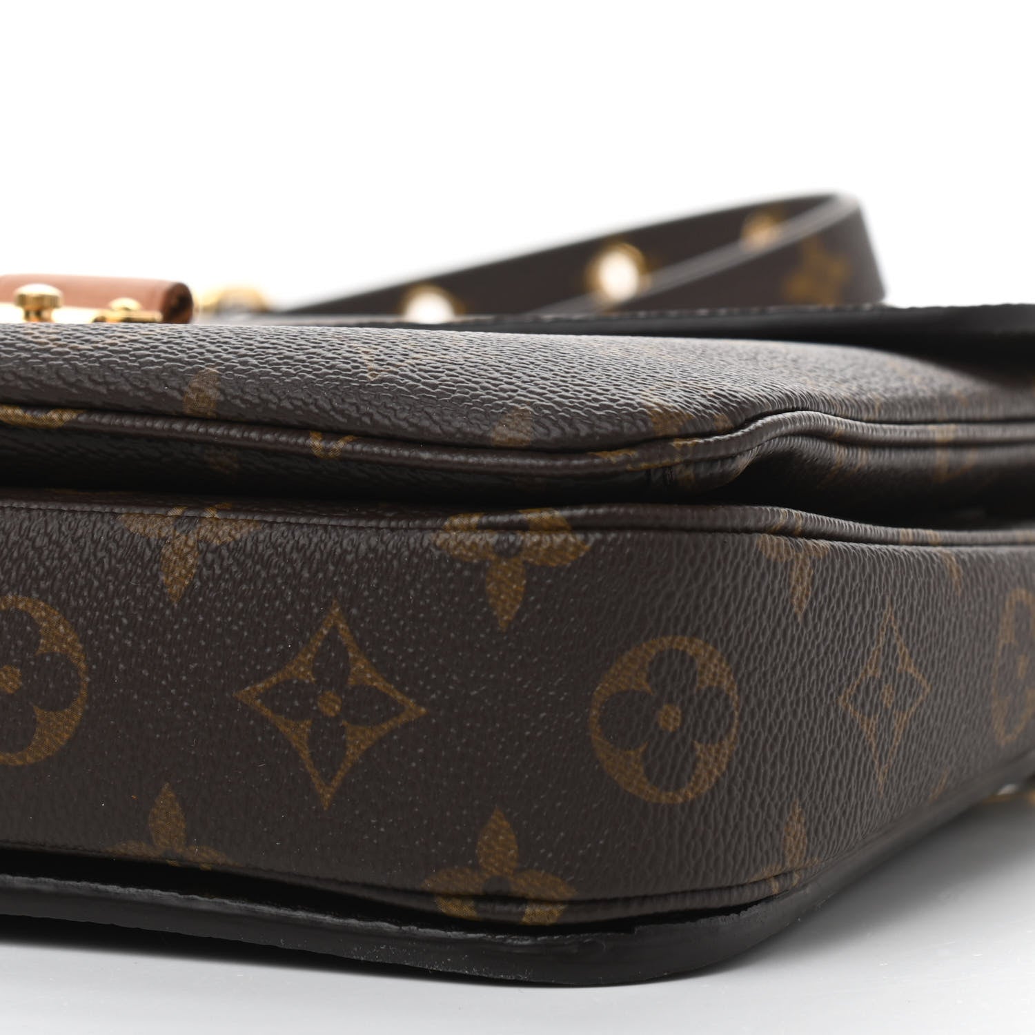 Louis Vuitton Monogram Pochette Metis 11 of 12