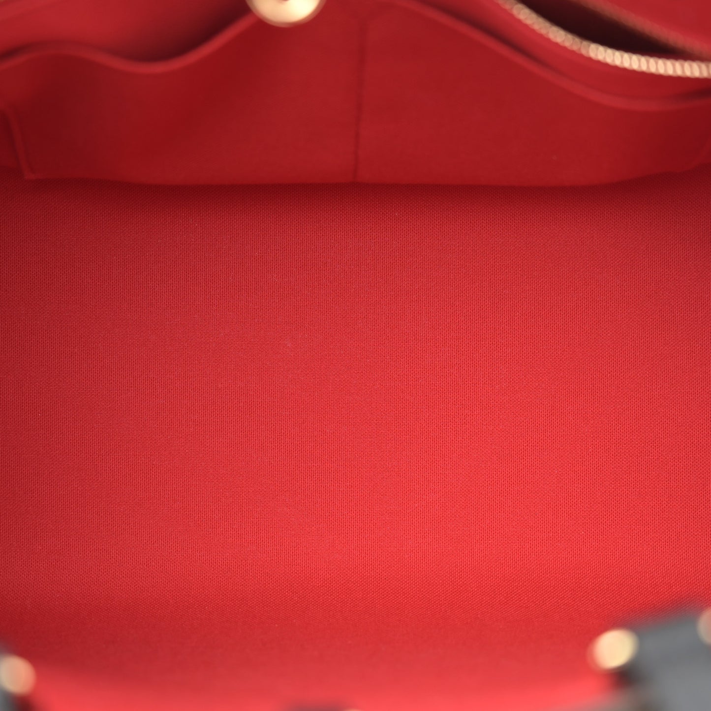 Reverse Monogram Giant Onthego MM