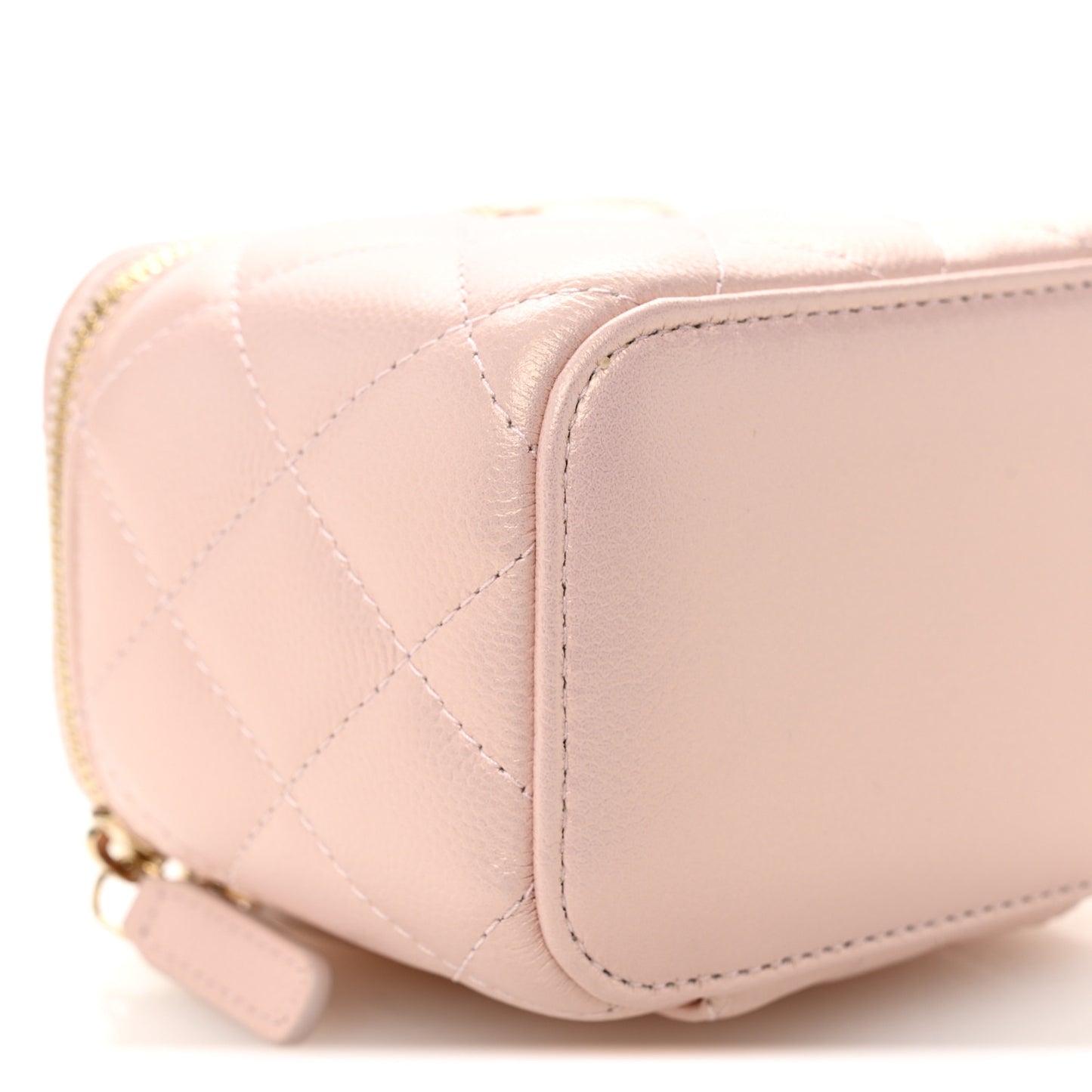 Iridescent Caviar Quilted Mini Pearl On Top Vanity Case With Chain Light Pink