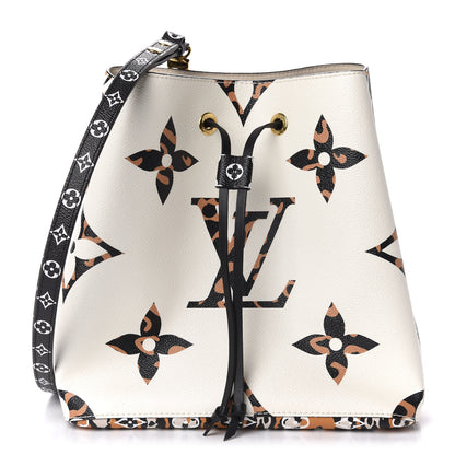 Louis Vuitton Monogram Giant Jungle NéoNoé Ivory 1 of 9