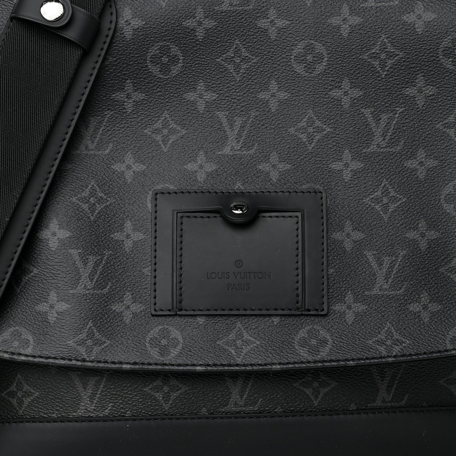 Louis Vuitton Monogram Eclipse Voyager Messenger MM 8 of 10