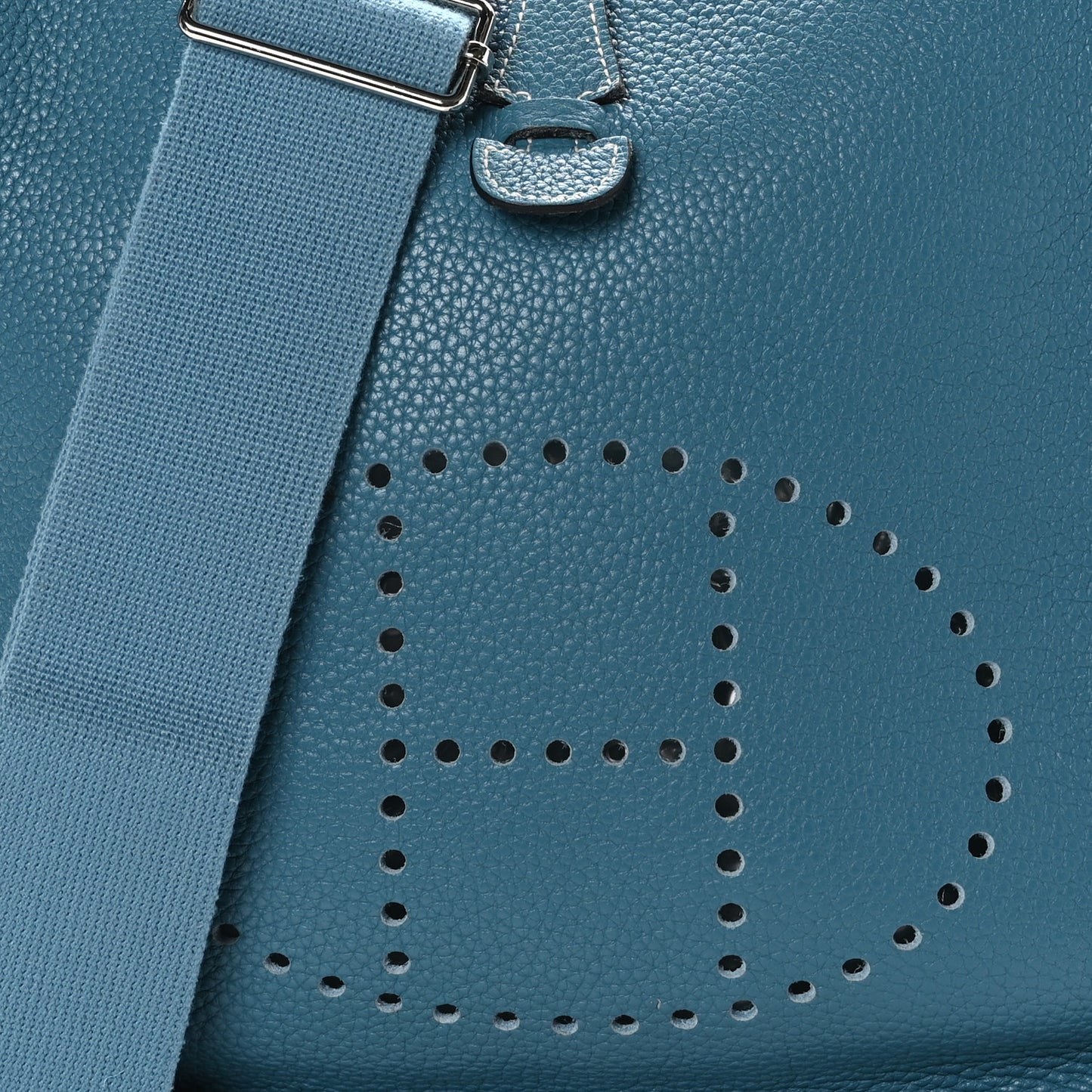 Taurillon Clemence Evelyne III PM Blue Jean