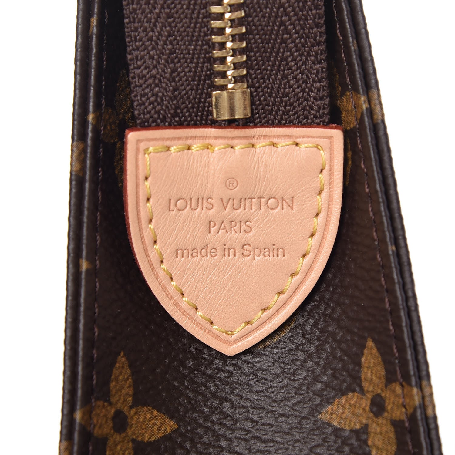 Louis Vuitton Monogram Toiletry Pouch 19 6 of 9