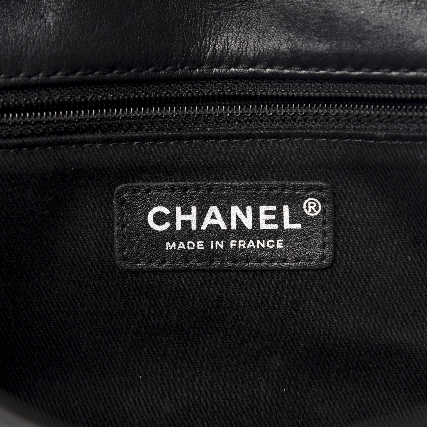 Chanel Calfskin Quilted Double Stitch Hamptons Clutch with Chain Black 5 of 9