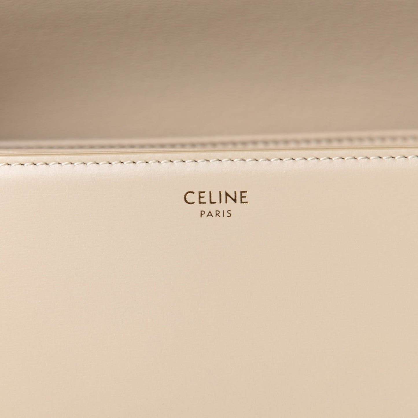 Shiny Calfskin Medium Triomphe Nude