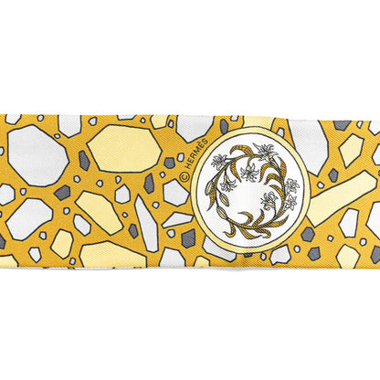 Hermes Silk La Danse Des Amazones Twilly Gris White Gold 3 of 4