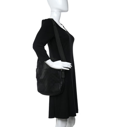Gucci Guccissima Medium Messenger Black 2 of 8