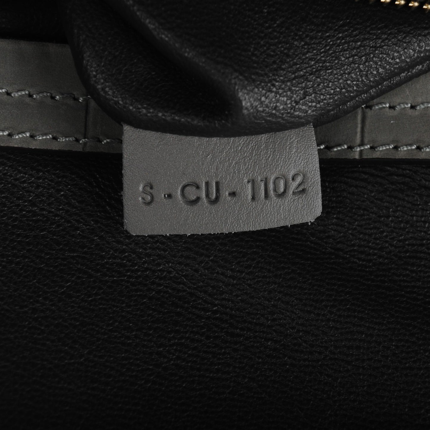 Crocodile Embossed Nubuck Large Phantom Luggage Grey