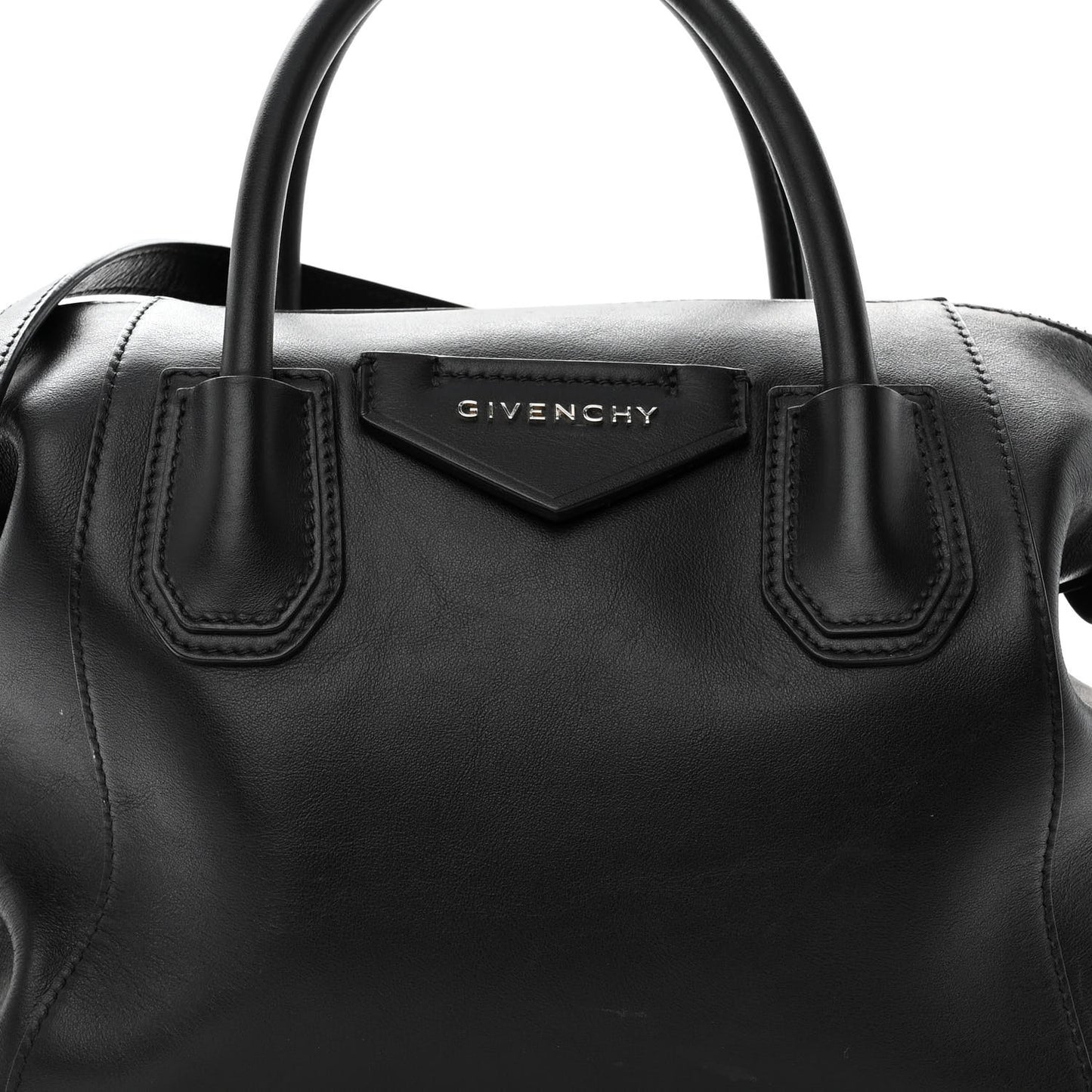 Smooth Calfskin Small Soft Antigona Black