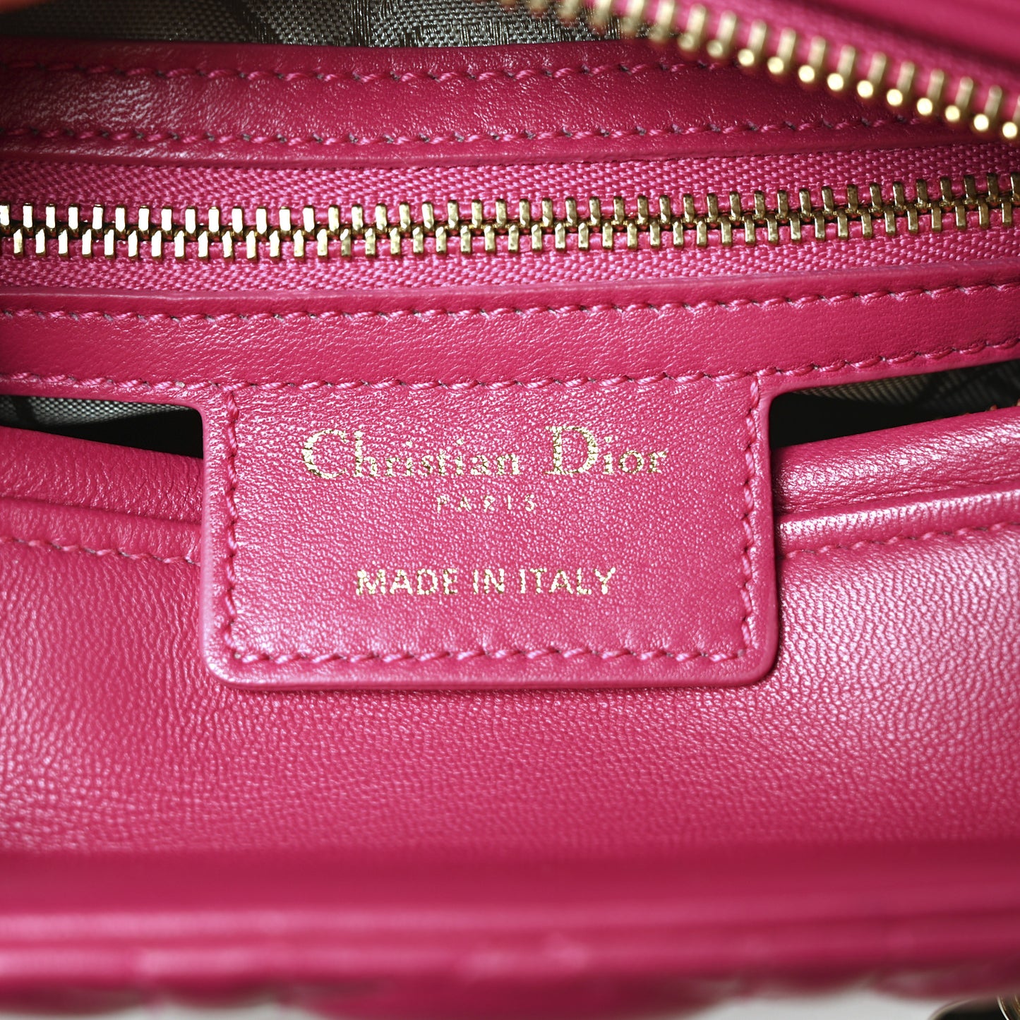 Lambskin Cannage Medium Lady Dior Fuchsia