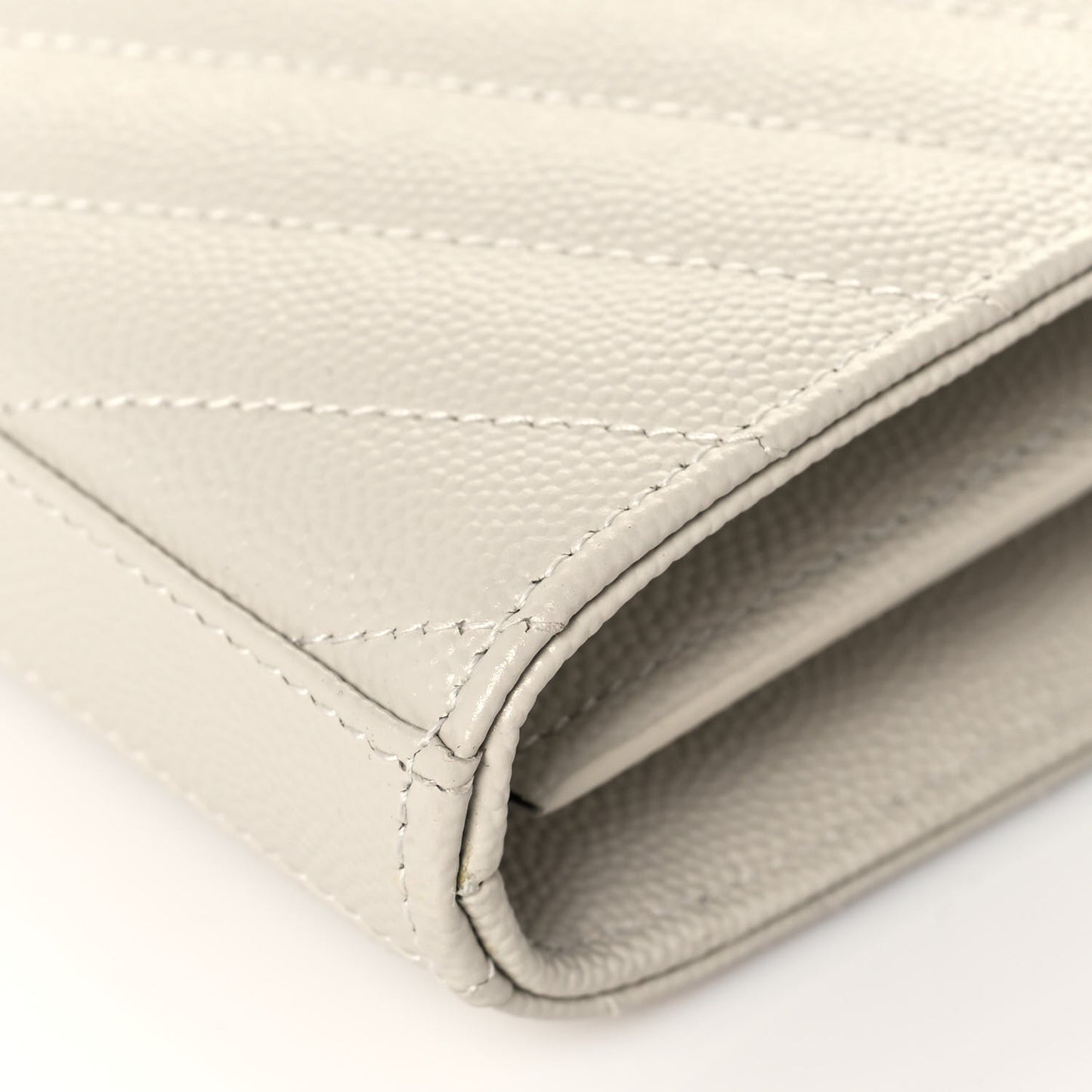 Grain De Poudre Matelasse Chevron Monogram Chain Wallet Crema Soft