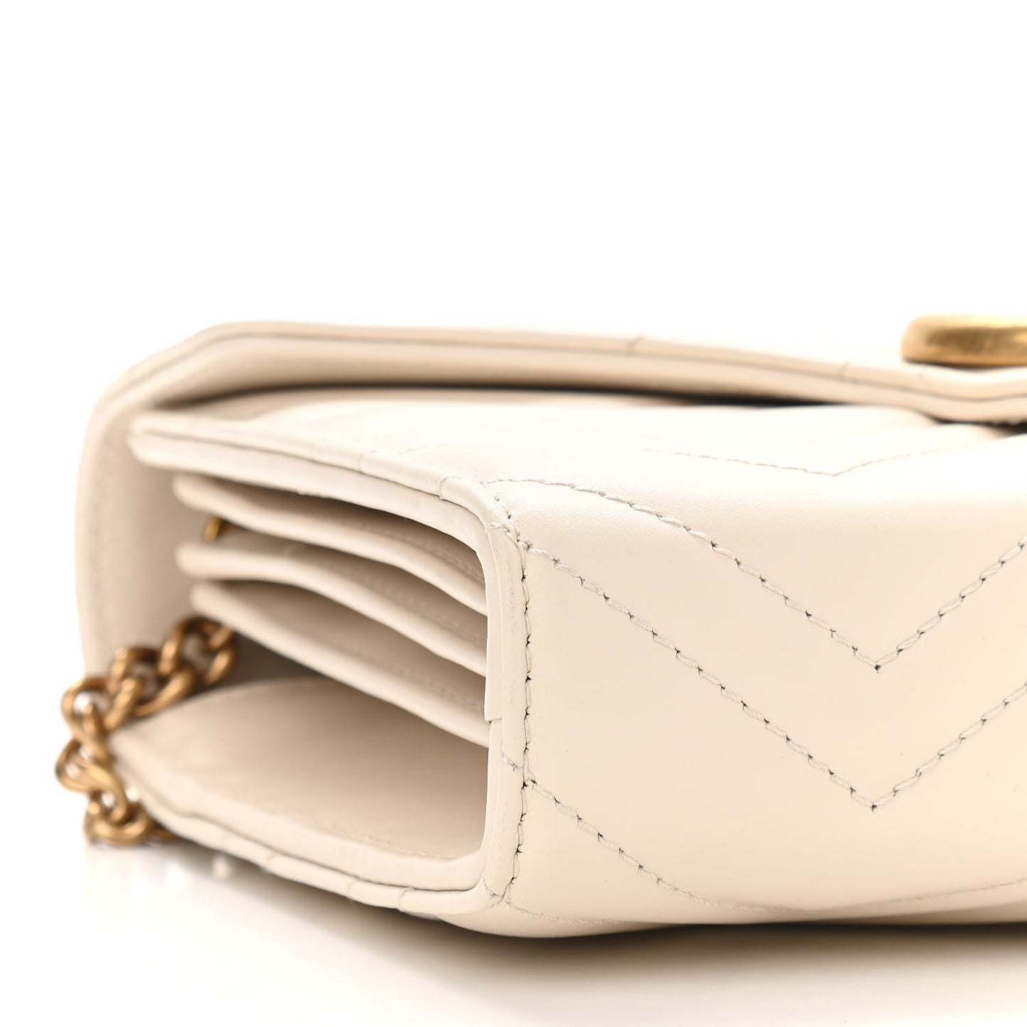Calfskin Matelasse GG Marmont Chain Wallet Mystic White