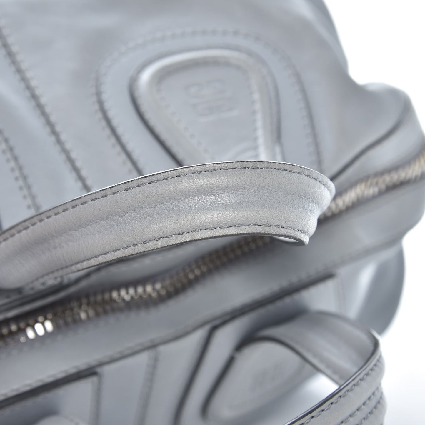 Lambskin Medium Nightingale Pearl Grey