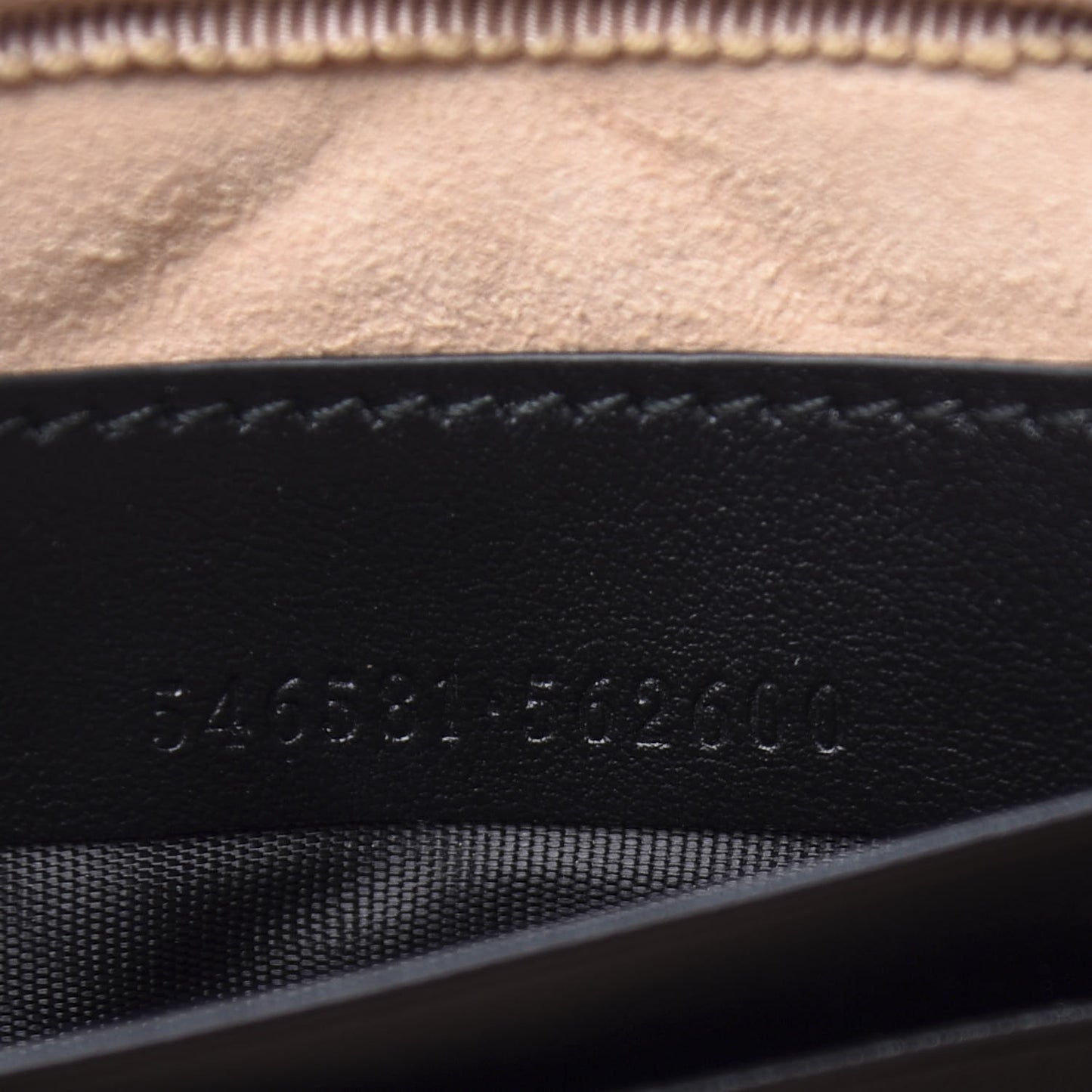 Calfskin Matelasse Mini GG Marmont Chain Crossbody Bag Black