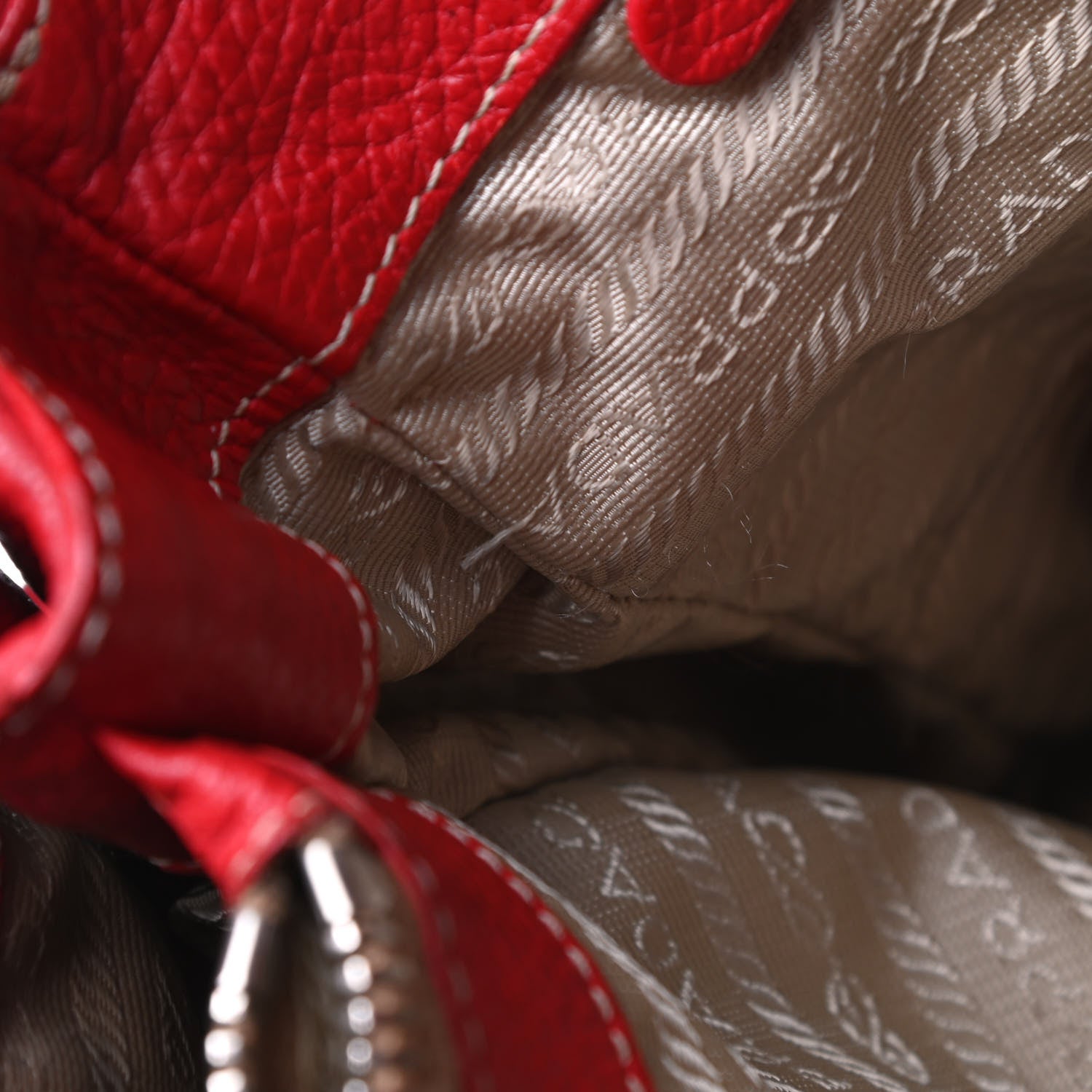 Prada Vitello Daino Buckle Shoulder Bag Rosso 17 of 17