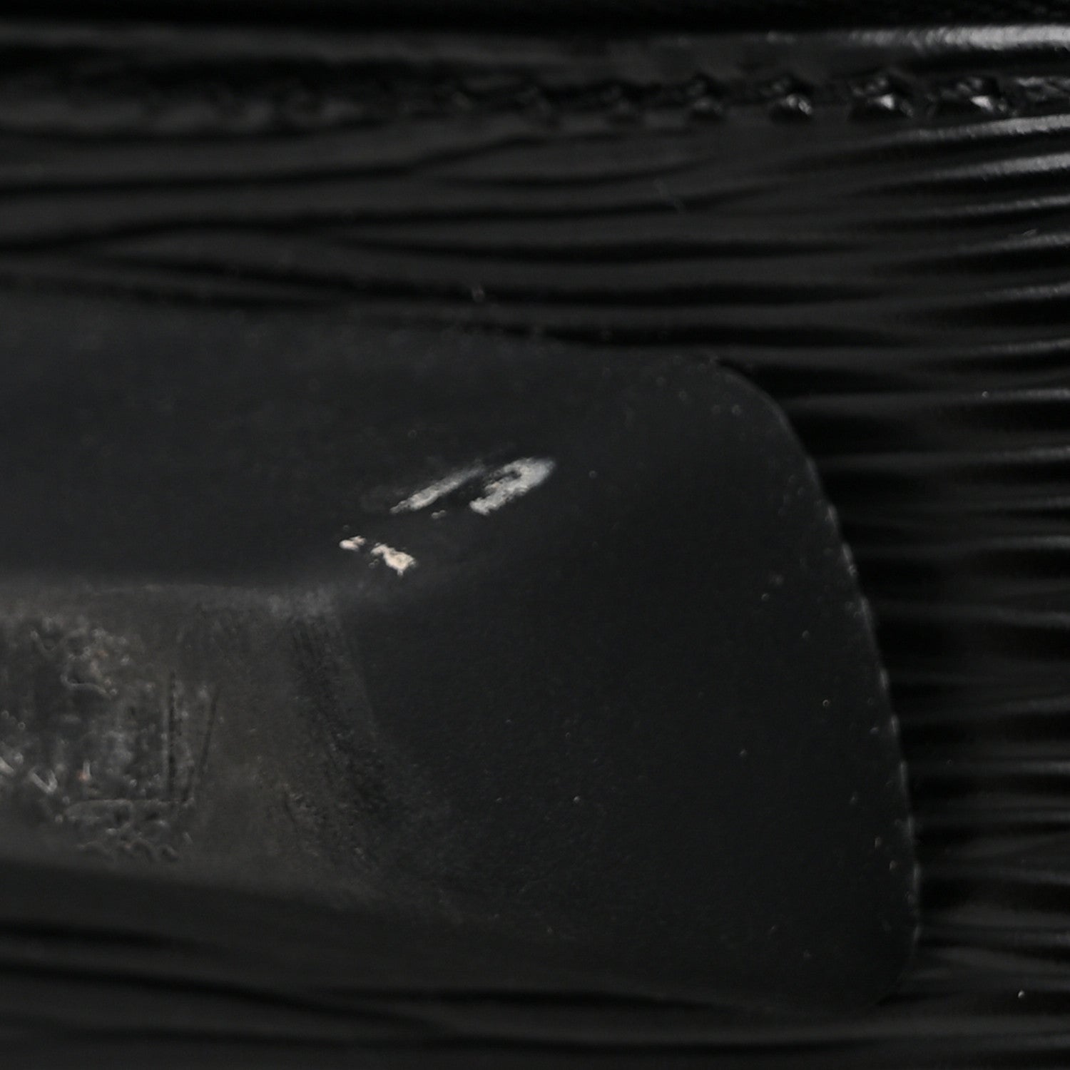 Louis Vuitton Epi Pegase 55 Black 10 of 12
