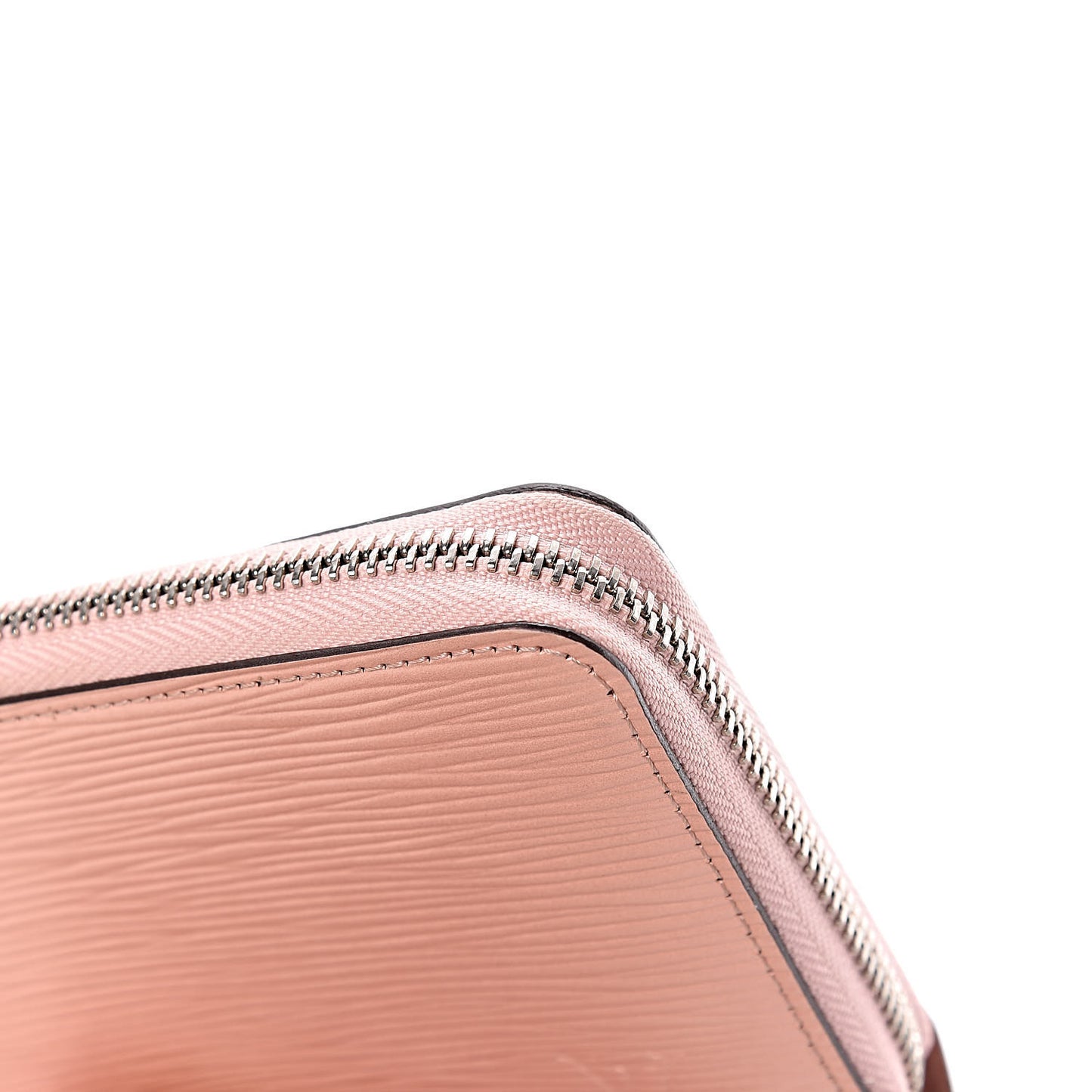 Epi Zippy Wallet Rose Nacre