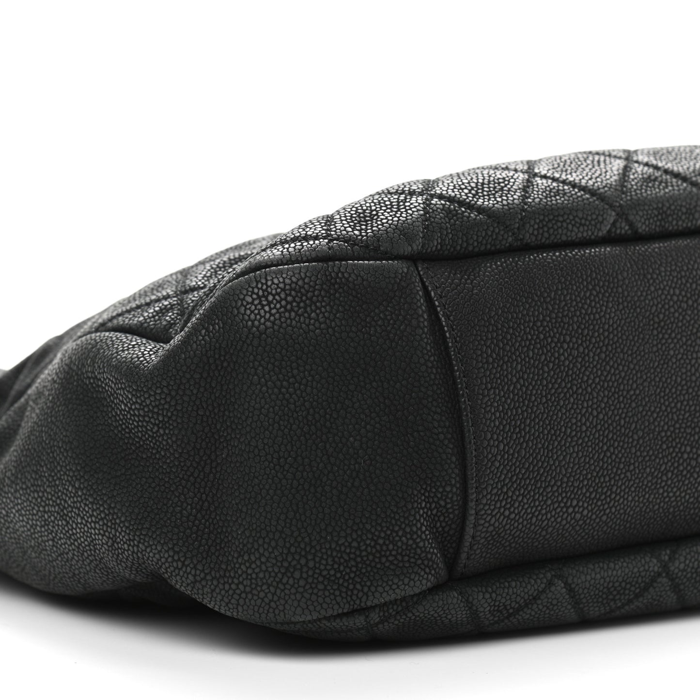 Iridescent Caviar Quilted Country Chic Hobo Black