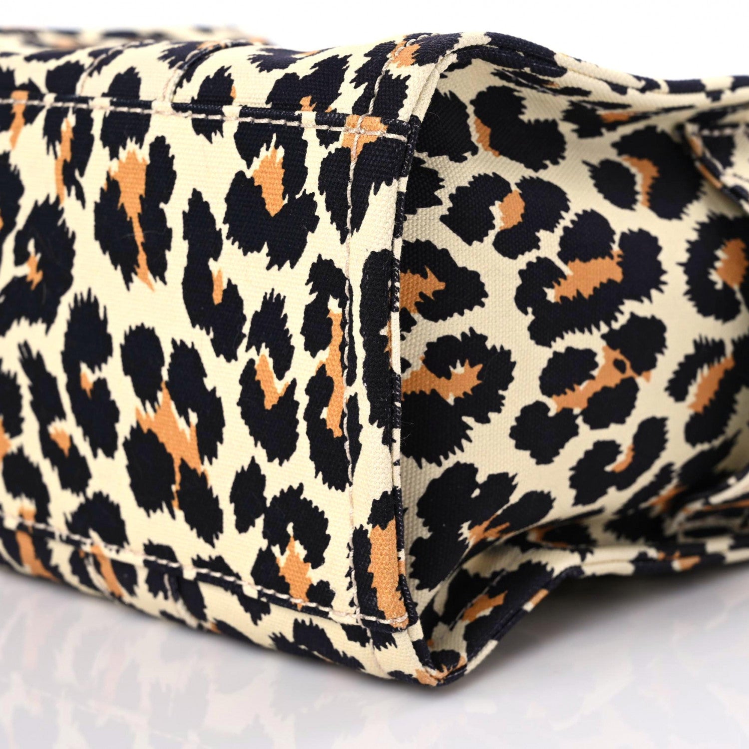 Marc Jacobs Cotton Canvas Leopard Print Medium The Traveler Tote Bag 8 of 8