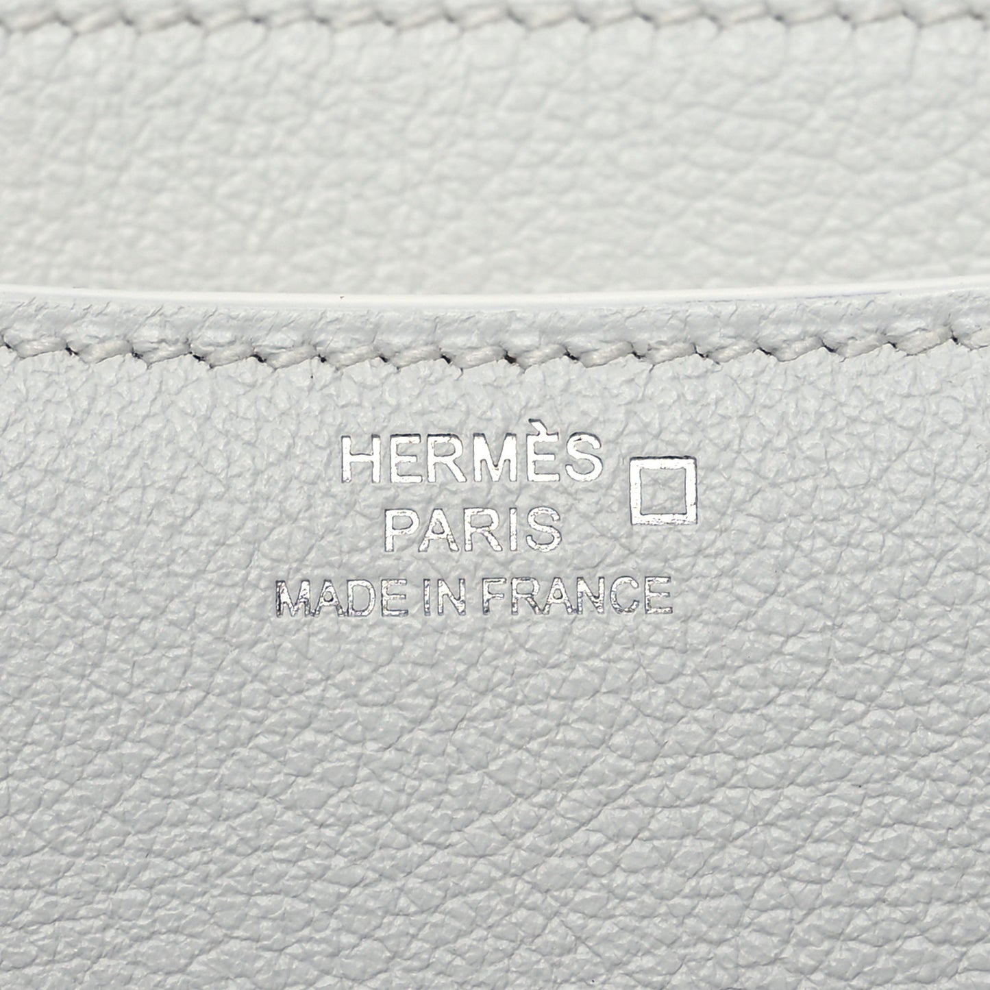 Evercolor Shiny Alligator Constance 18 New White Gris Ciment