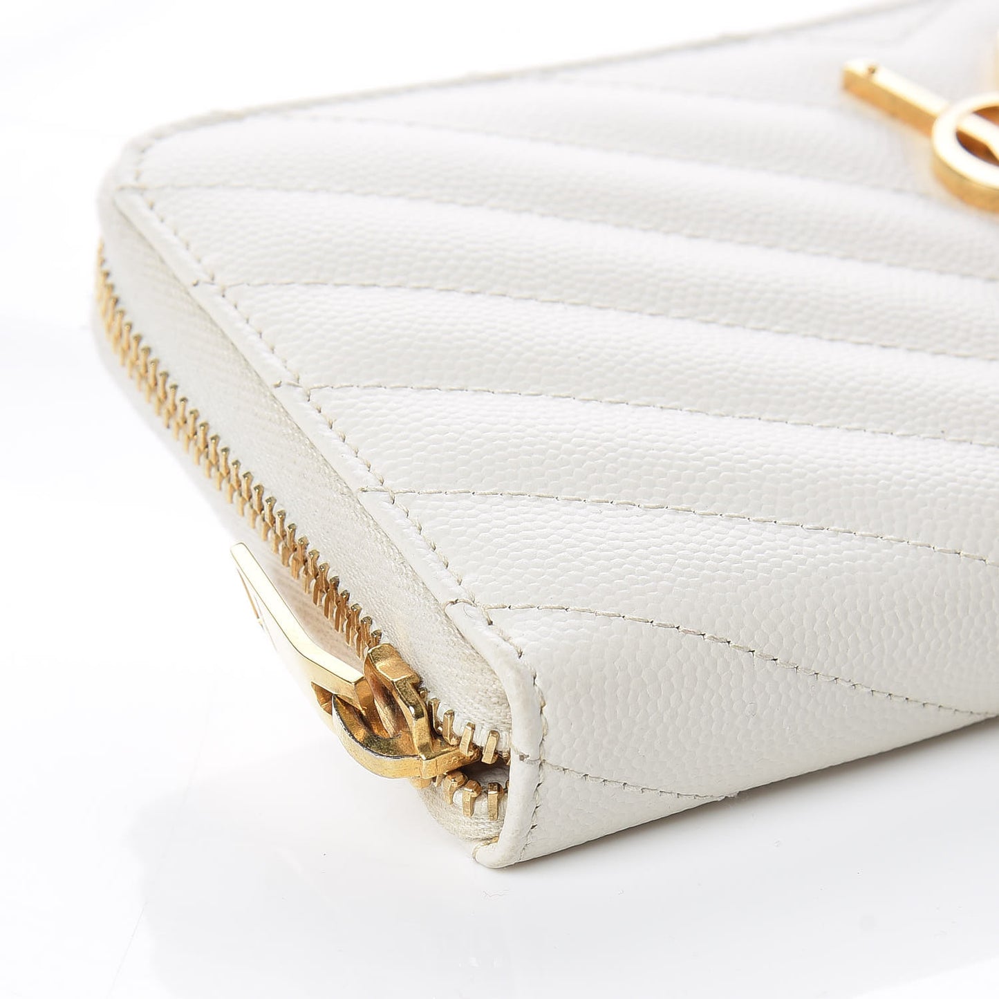 Grain De Poudre Matelasse Chevron Monogram Zip Around Wallet Porcellana