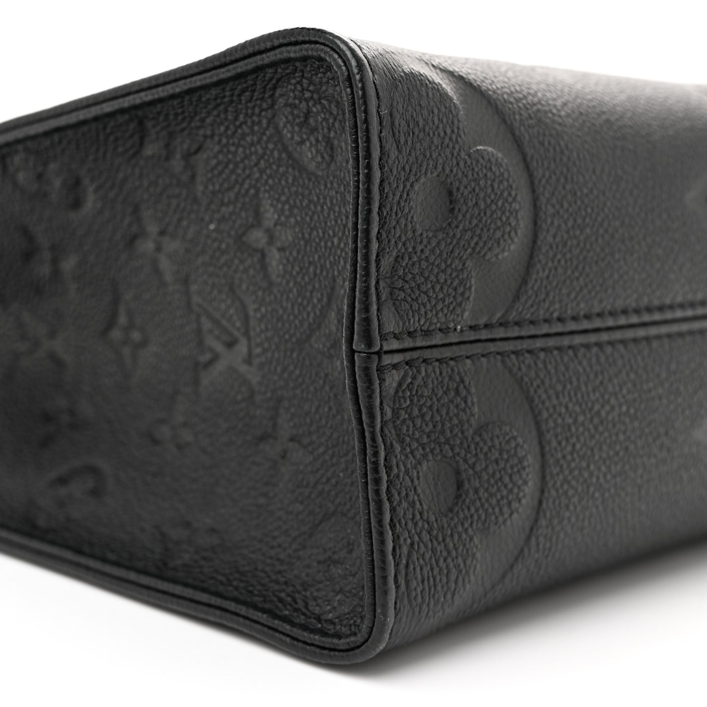 Empreinte Monogram Giant Onthego PM Black