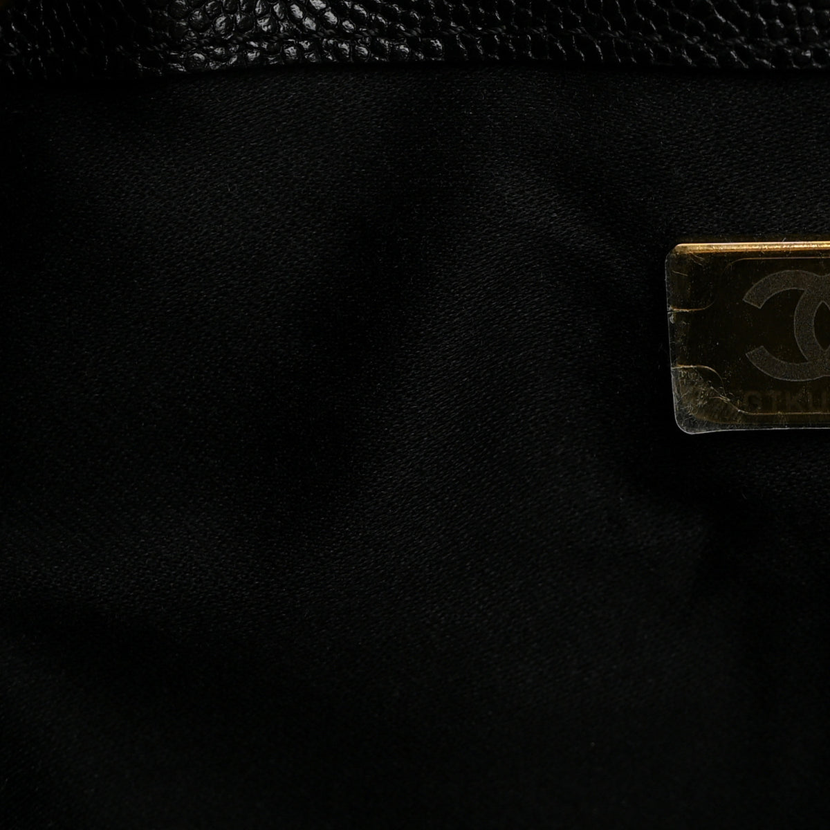 Caviar Quilted Medium Chanel 25 Handbag Black