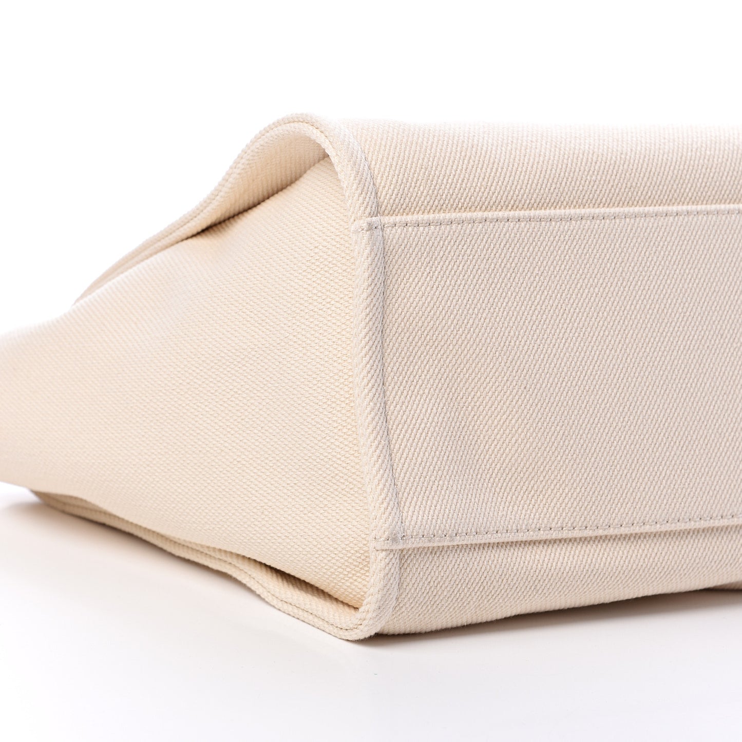 Canvas Pearl Medium Deauville Tote Ecru Beige