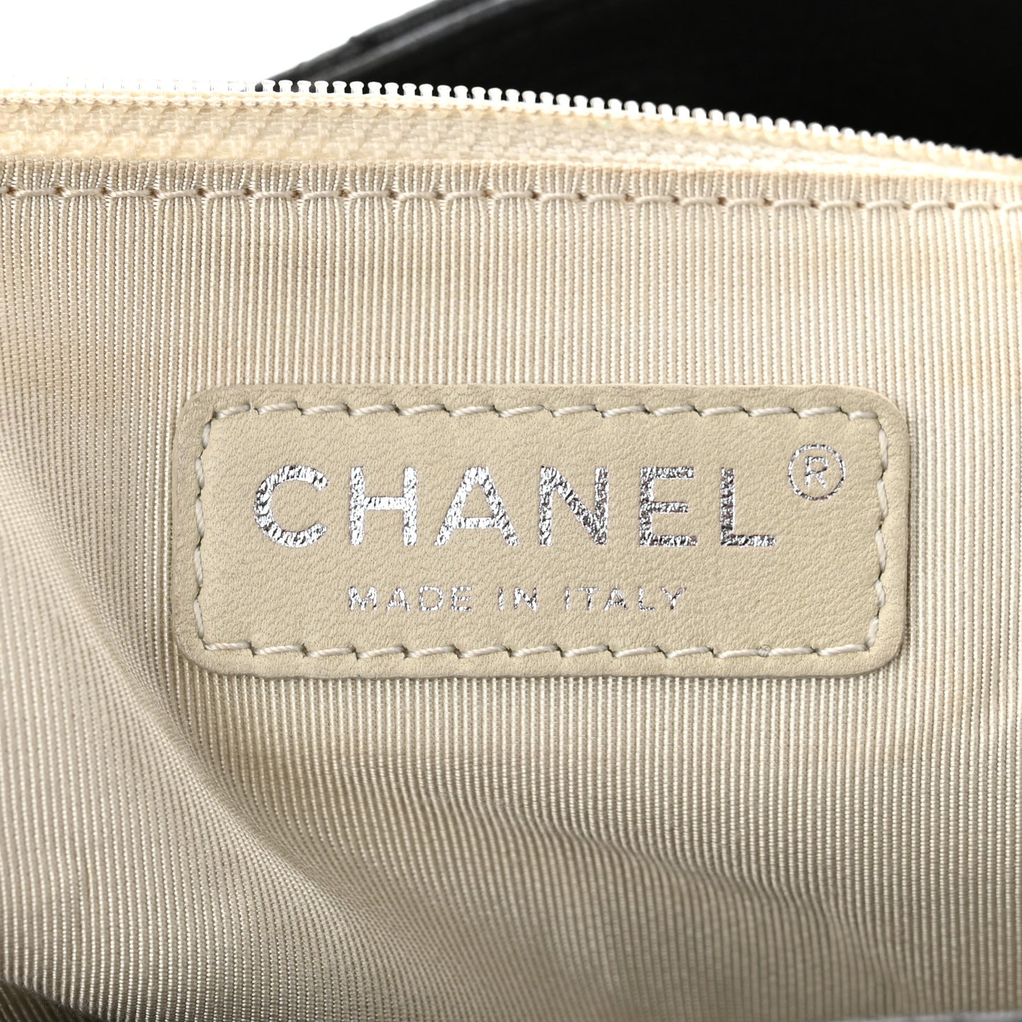 Washed Lambskin Chain Around Hobo Black