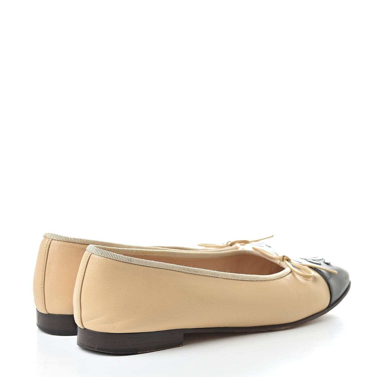 Lambskin Cap Toe CC Ballerina Flats 37 Beige Black