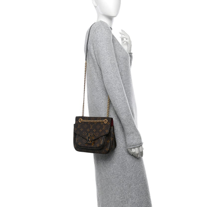 Louis Vuitton Monogram Passy 2 of 10