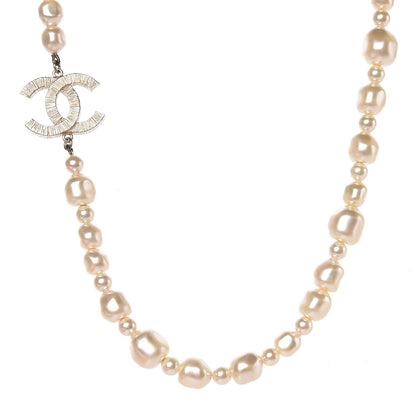 Chanel Baroque Pearl Short Necklace Gold 1 of 6